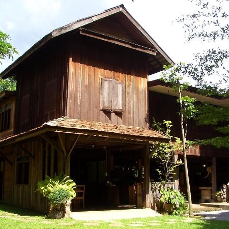 Bed and Breakfast Tanita House Chiang Mai Zewnętrze zdjęcie